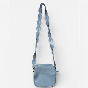 Elegant Blue Crossbody Bag